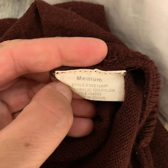 Quinn burgundy sweater - Picture 3 of 8